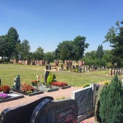 Urnenwände neuer Friedhof