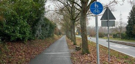 Radweg mit LED Beleuchtung